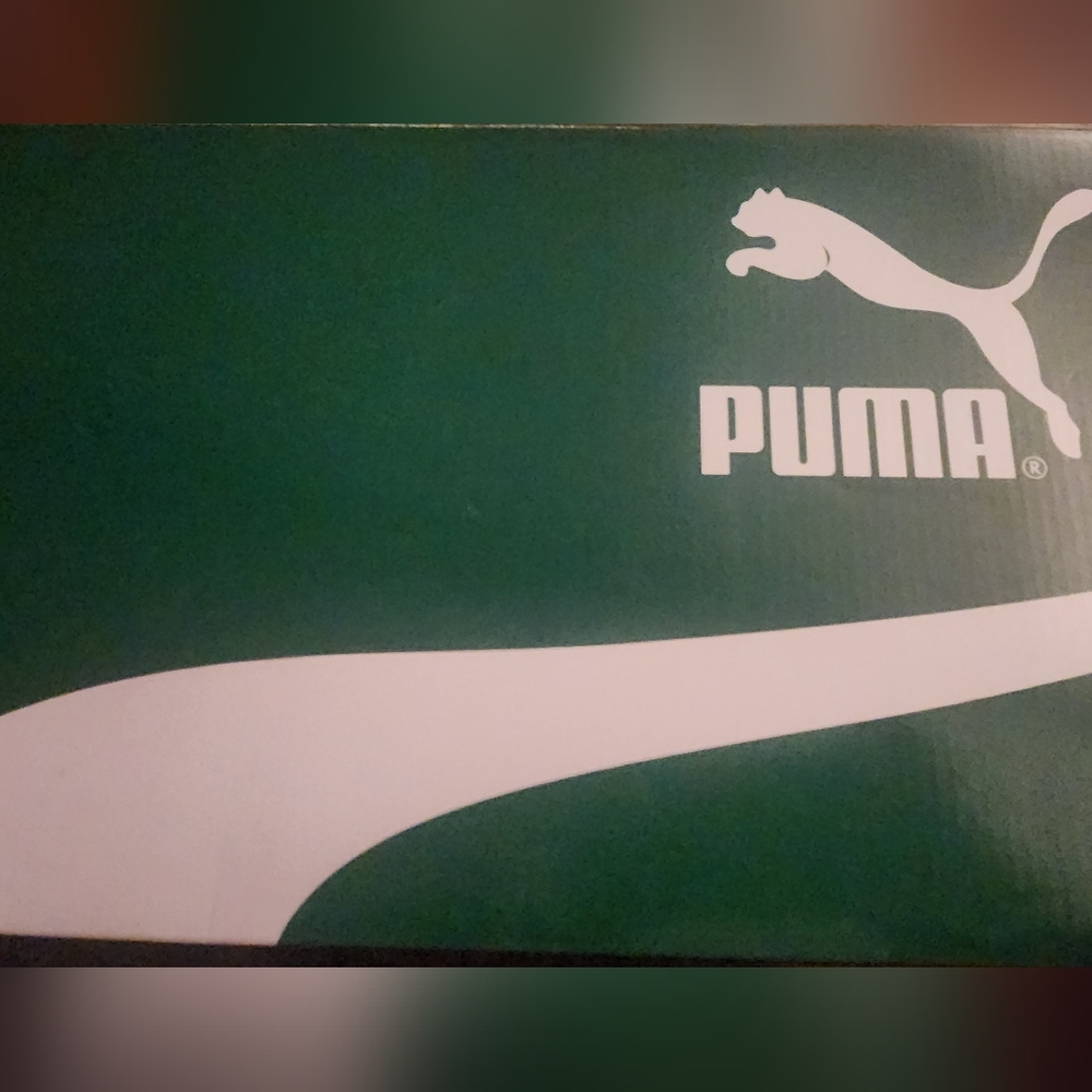 Womens puma sneakers